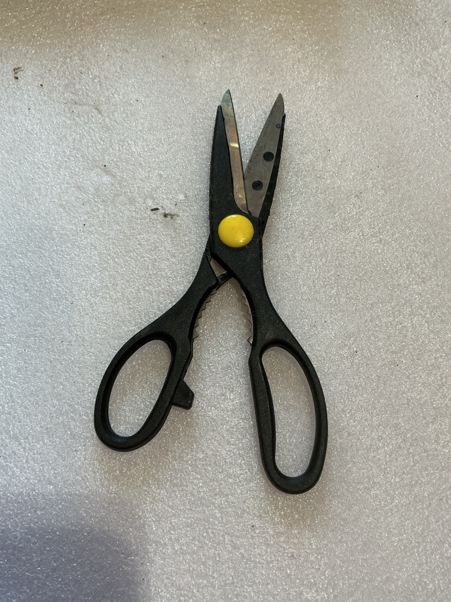 Black Handle Kitchen Shears