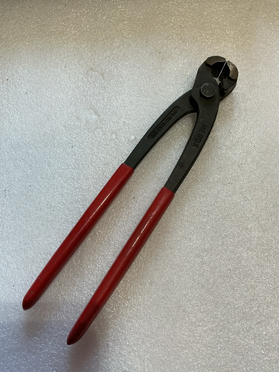 MEROK End Cutting Pincers 180mm