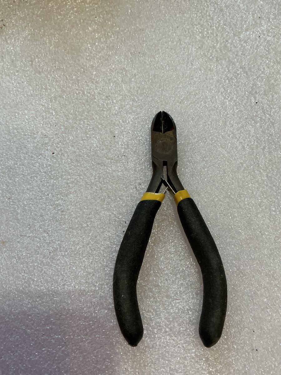 Diagonal Cutters